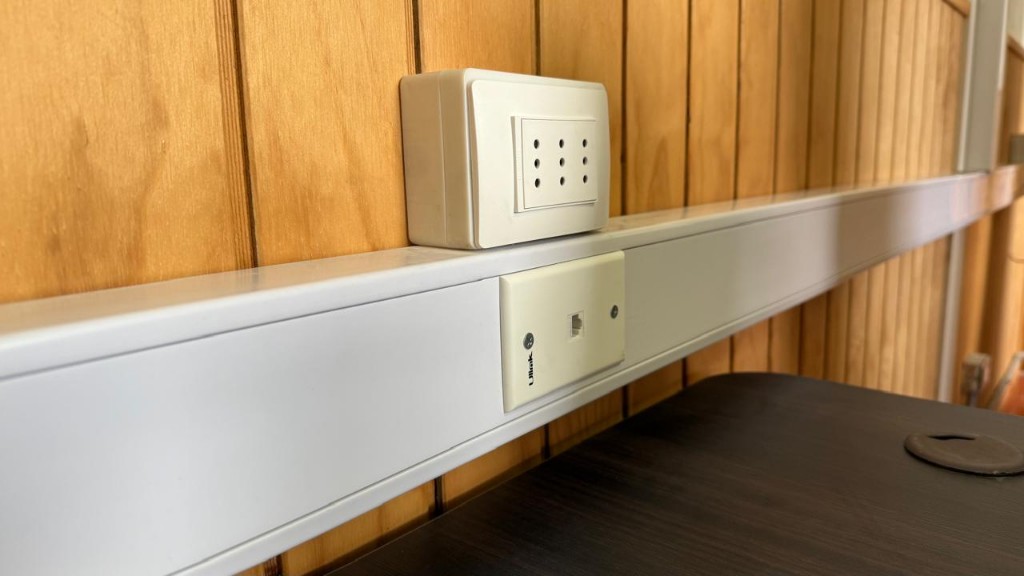 Punto de red y canalización instalada